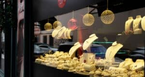 présentoirs bijoux bijouterie