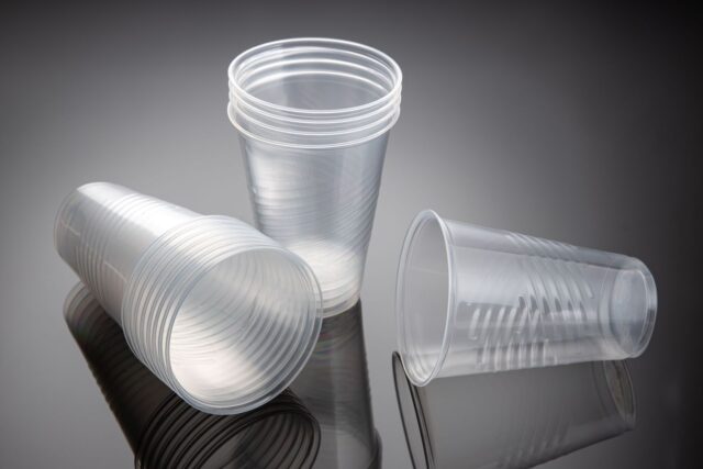 gobelet plastique loi agec