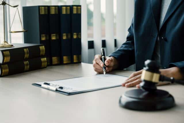 avocat droit commercial faire appel