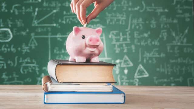 rentr%c3%a9e-scolaire-2025-ces-techniques-m%c3%a9connues-pour-ne-pas-exploser-votre-budget-face-aux-d%c3%a9penses-du-cartable